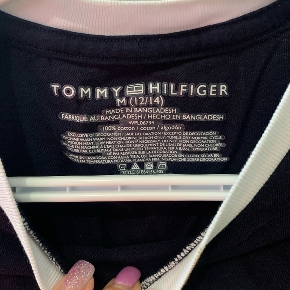 Tommy Hilfiger kids black t-shirt medium - Picture 4 of 5